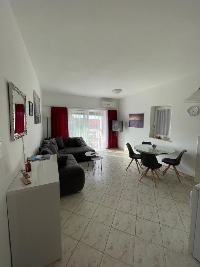 Apartment Kati Цриквеница Экстерьер фото