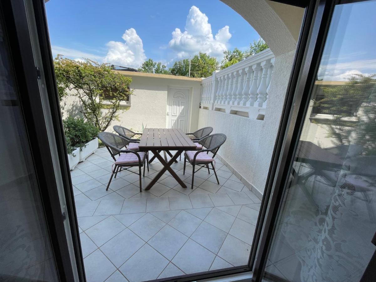 Apartment Kati Цриквеница Экстерьер фото